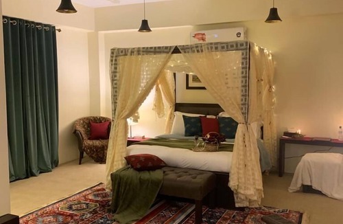 Gilgit Hotel | The Mandarin Inn