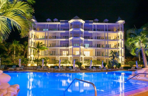 Shoal Bay Hotel | The Manoah Boutique Hotel