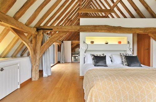 Chilham House | The Manor Barn