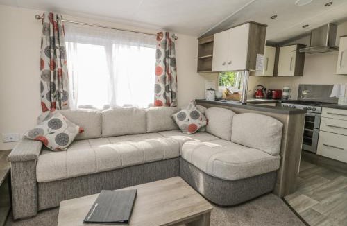 Cloughton House | The Maple