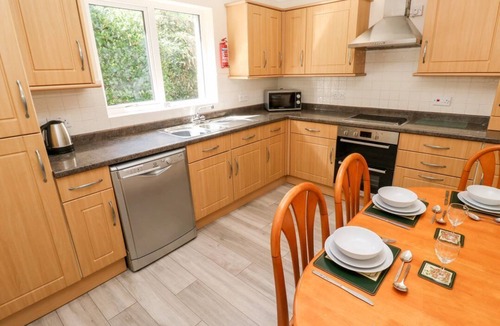 Coverack Cottage | The Mariners rests in Coverack