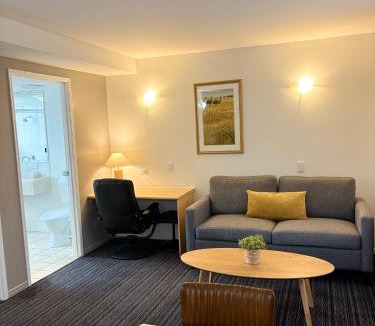 Emerald Hotel | The Mayfair Emerald