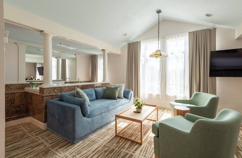 Ogunquit Hotel | The Meadowmere Resort