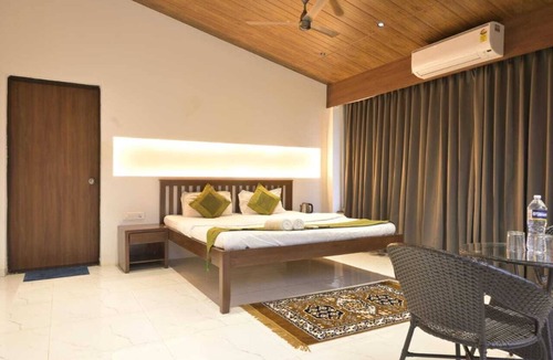 Paud Resort | The Meadows Resorts