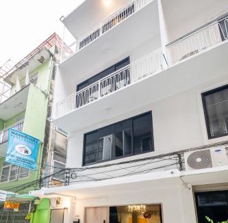 Silom Villa | The Mellow at Silom