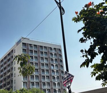 Viman Nagar Apartment | The Meraki Home