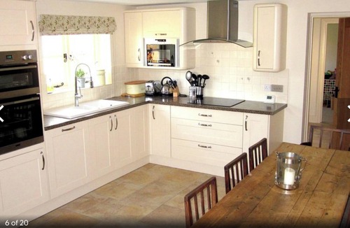 Erlestoke Cottage | The Milk House, beautiful dairy cottage, pet friendly and beautiful views
