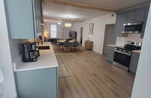 Henderson Apartment | The Mint Julep! 3BD 2BA Next to Brewery