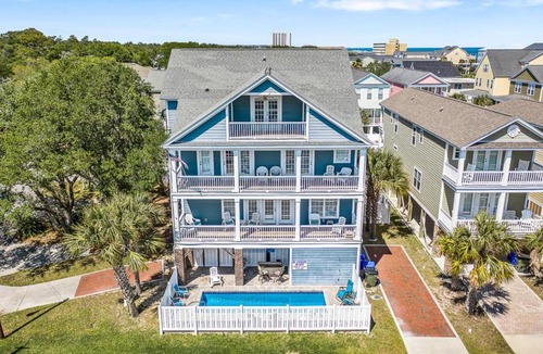 Surfside Beach House | The Missing Peace