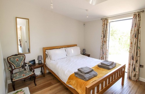 Malpas Cottage | THE MISSION ROOM, family friendly, with open fire in Malpas