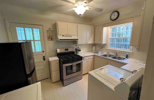Fondren House | The Mockingbird Crew House in North Fondren