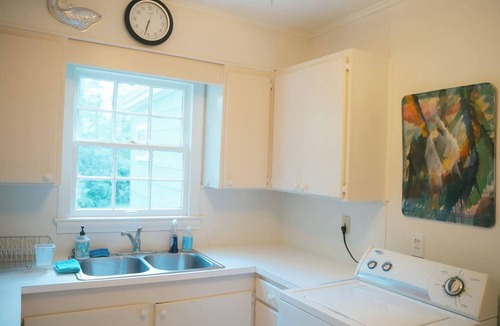 Fondren House | The Mockingbird Crew House in North Fondren