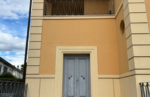 Lucca Historical Center Apartment | The Modern Solferino House