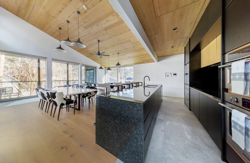 Echo Land Ski Chalet | The Moo