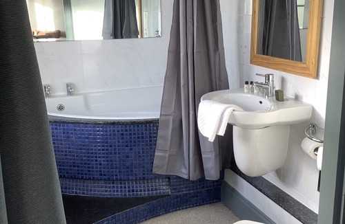 Maisemore Hotel | The Mooringpost