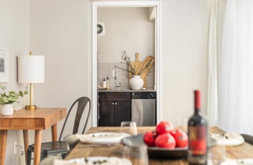 Radnor - Fort Myer Heights Apartment | The Morgan - 2BR King Suite with Free Parking, Gym & Lounge