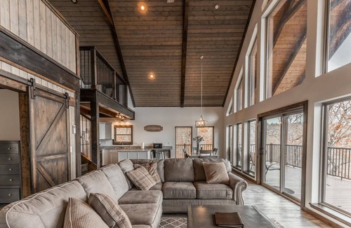 Ponca Cabin | The Morning Glory Cabin - Tree-top Getaway