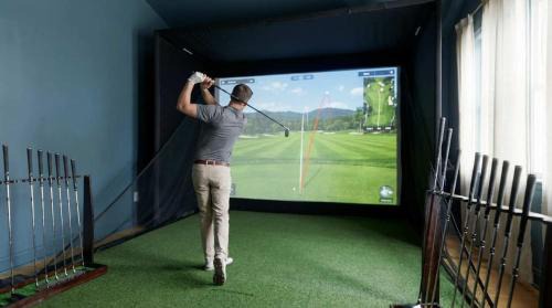 Crescent Beach House | The Most Epic Experience - Pro Golf Sim Sleeps 28