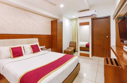 Triplicane Hotel | The Mount City