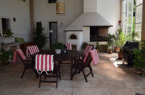 Castegnero Apartment | The Mulberries three bedroom and two bathroom apartment