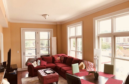 Fayetteville Condo | The Musicians Loft on Dickson Street | One block from UofA Campus!