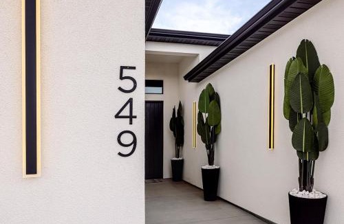 Page House | The Mustang Collection 49