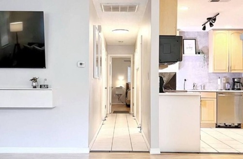 Sarasota House | The Natural Retreat near to Siesta Key & Downtown Sarasota