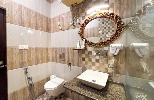 Haridwar Hotel | The Neeraj River Forest Resort