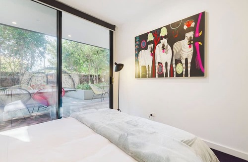 Elwood Apartment | The Nest A Royal Garden Abode by the Beach