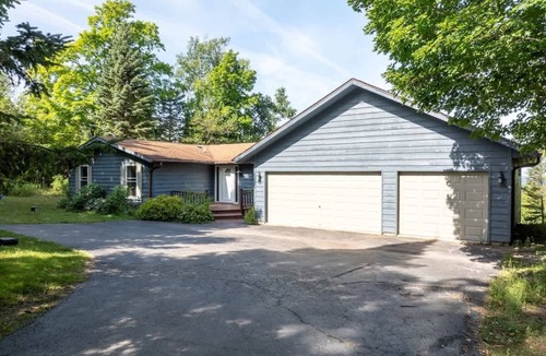 Egg Harbor House | The Nest · Bay Views · Wooded Acres · Pets OK