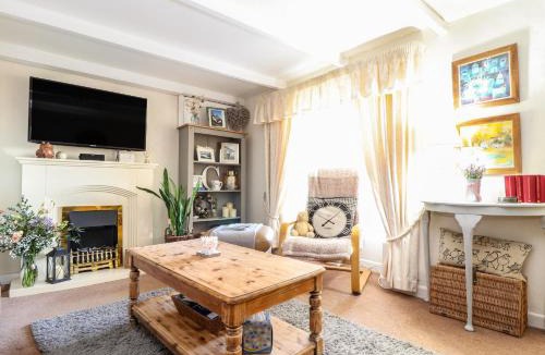 Helston House | The Nest