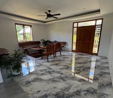 Coron Town Proper House | The Nest