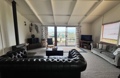 Coromandel House | The Nest- Stunning Seaview's