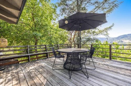 Cloverdale House | The Nest