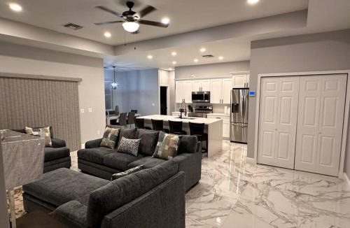 Jacarandas House | The New Pearl Resort