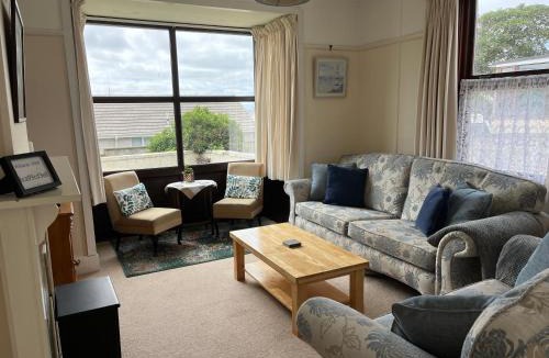 Mullion House | The Nook