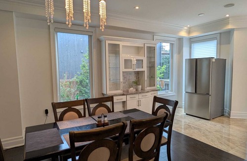 Brampton House | The Norval Villa | Perfect for Weddings, Parties & Holiday Getaways