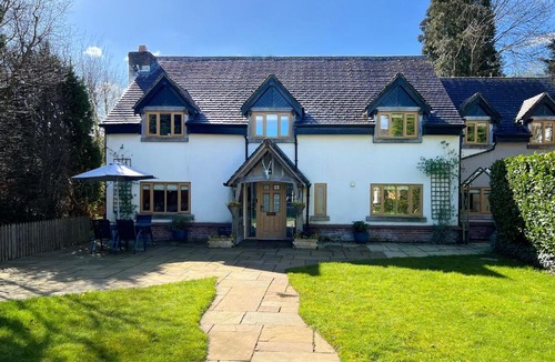 Great Harwood House | The Oaks