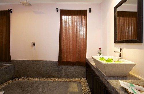 Wat Bo Area Hotel | The Oasis Harbor