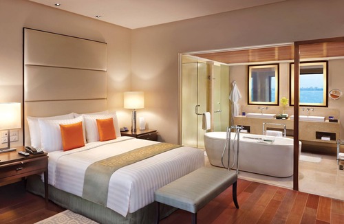 Nariman Point Hotel | The Oberoi Mumbai