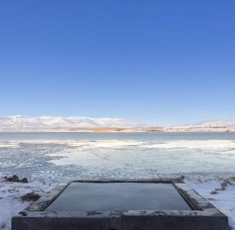 Kjosarhreppur House | The Oceanfront Private Northern Lights Villa
