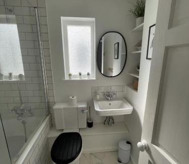 Wallingford Apartment | The Old Foundry