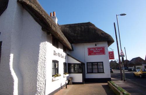 Theale Hotel | The Old Lamb