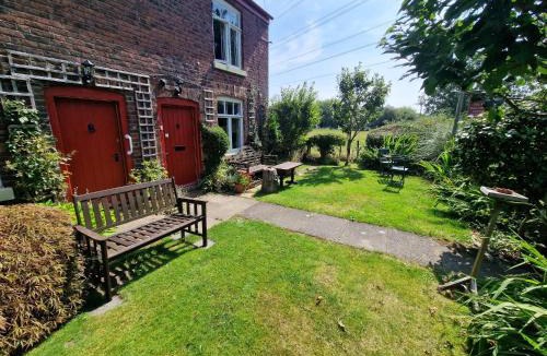 Little Bollington Bed & Breakfast | The Old Post Office B&B