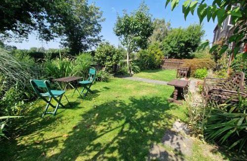 Little Bollington Bed & Breakfast | The Old Post Office B&B