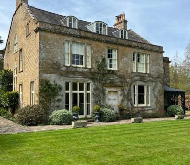 North Perrott Bed & Breakfast | The Old Rectory Somerset