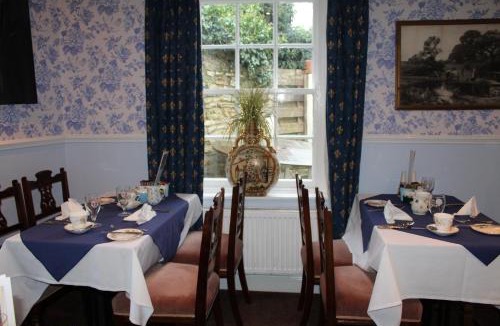 Thame Hotel | The Old Red Lion