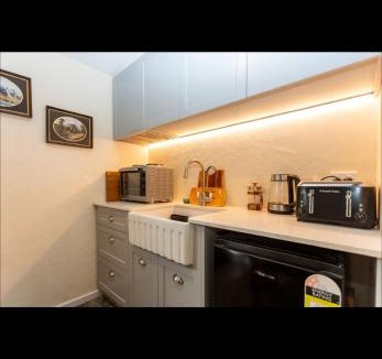 Glentunnel Apartment | The old shearers quarters