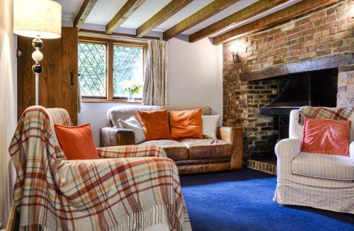 St Michaels House | The Old Thatched Cottage