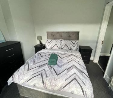 Bath House | The Old White Hart Brewery Guesthouse